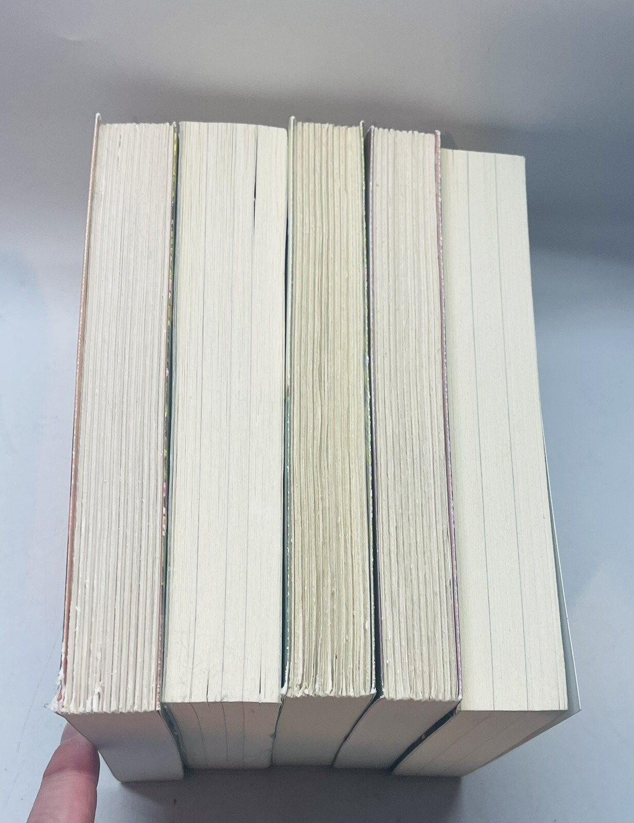 Nora Roberts Book Lot 5 Paperbacks Face The Fire , Heaven And Earth