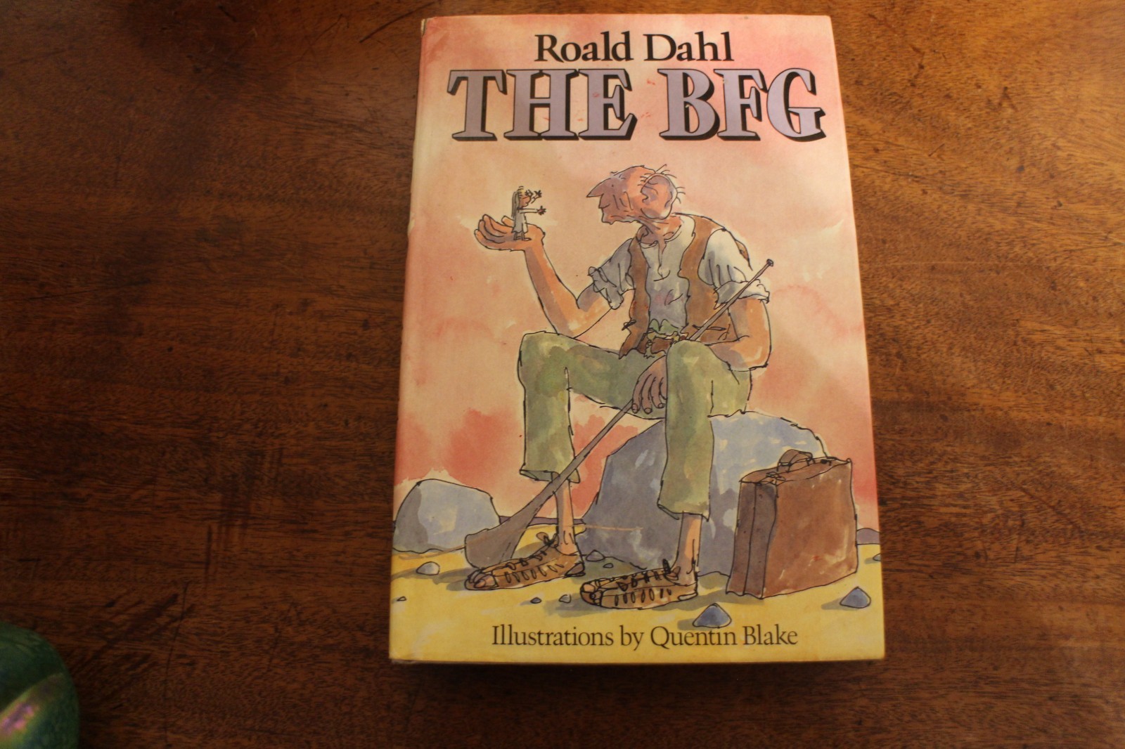 The BFG Roald Dahl First Edition 1st Print Jonathan Cape signed Quentin Blake