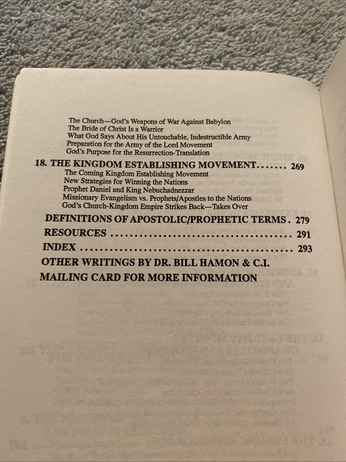 Apostles, Prophets and The Coming Moves Of God; Paperback Bill Hamon 1997