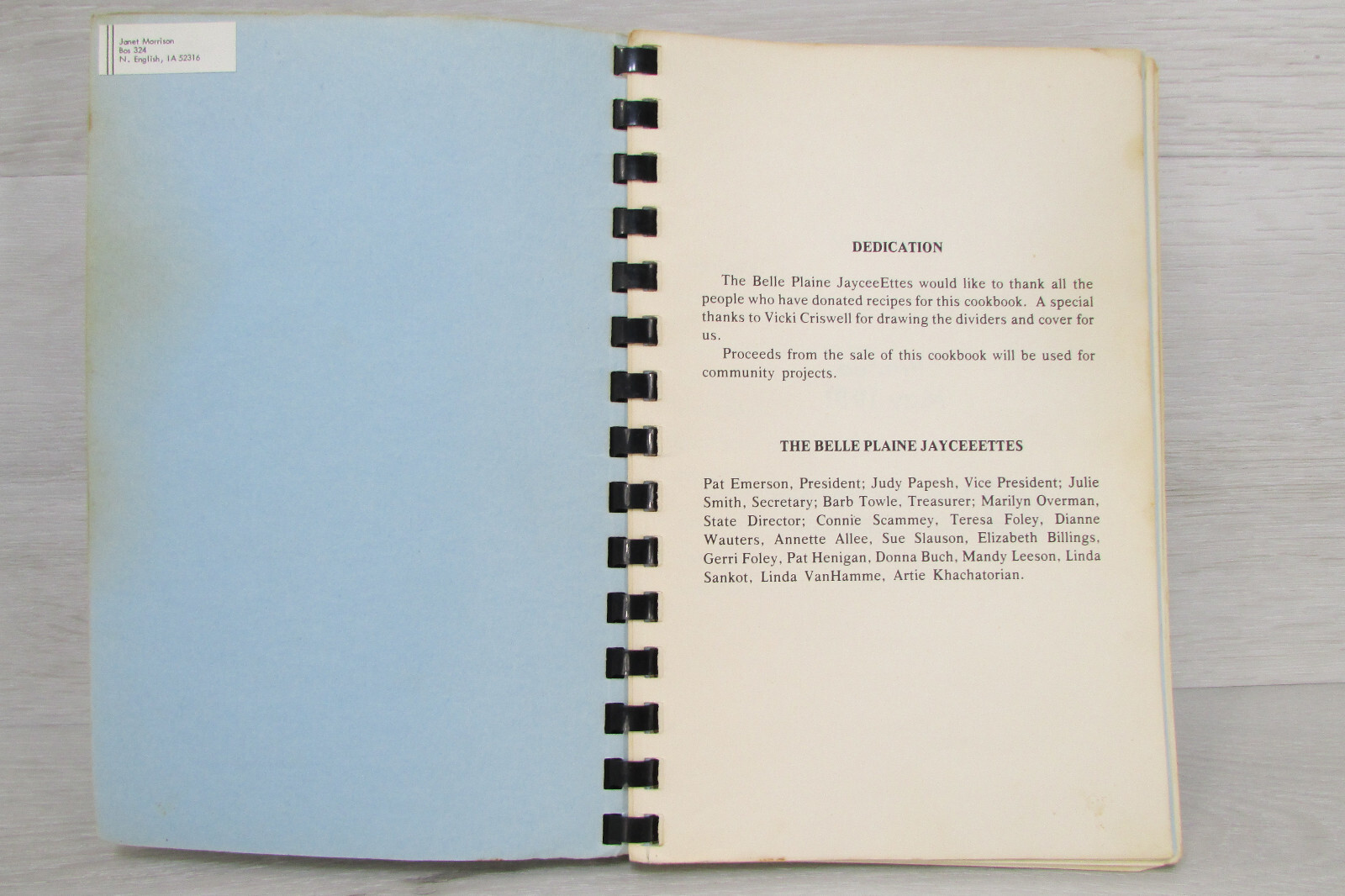 Country Cookin’ Compiled by Jaycee Ettes Belle Plaine 1981 210 Pages