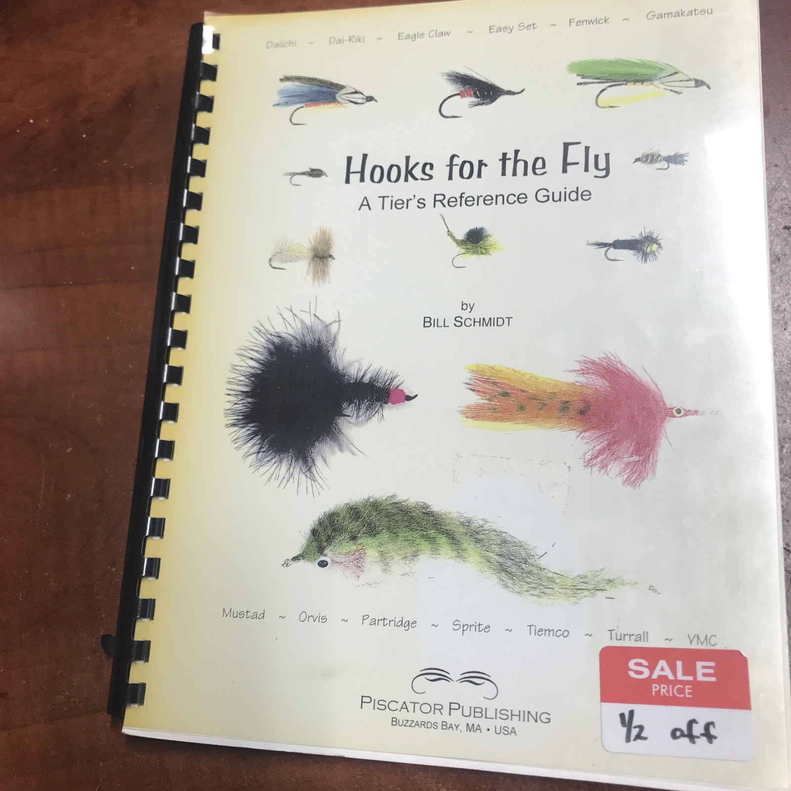 Hooks For The Fly: A Tier’s Reference Guide By Bill Schmidt 1997 Fly Tying Good