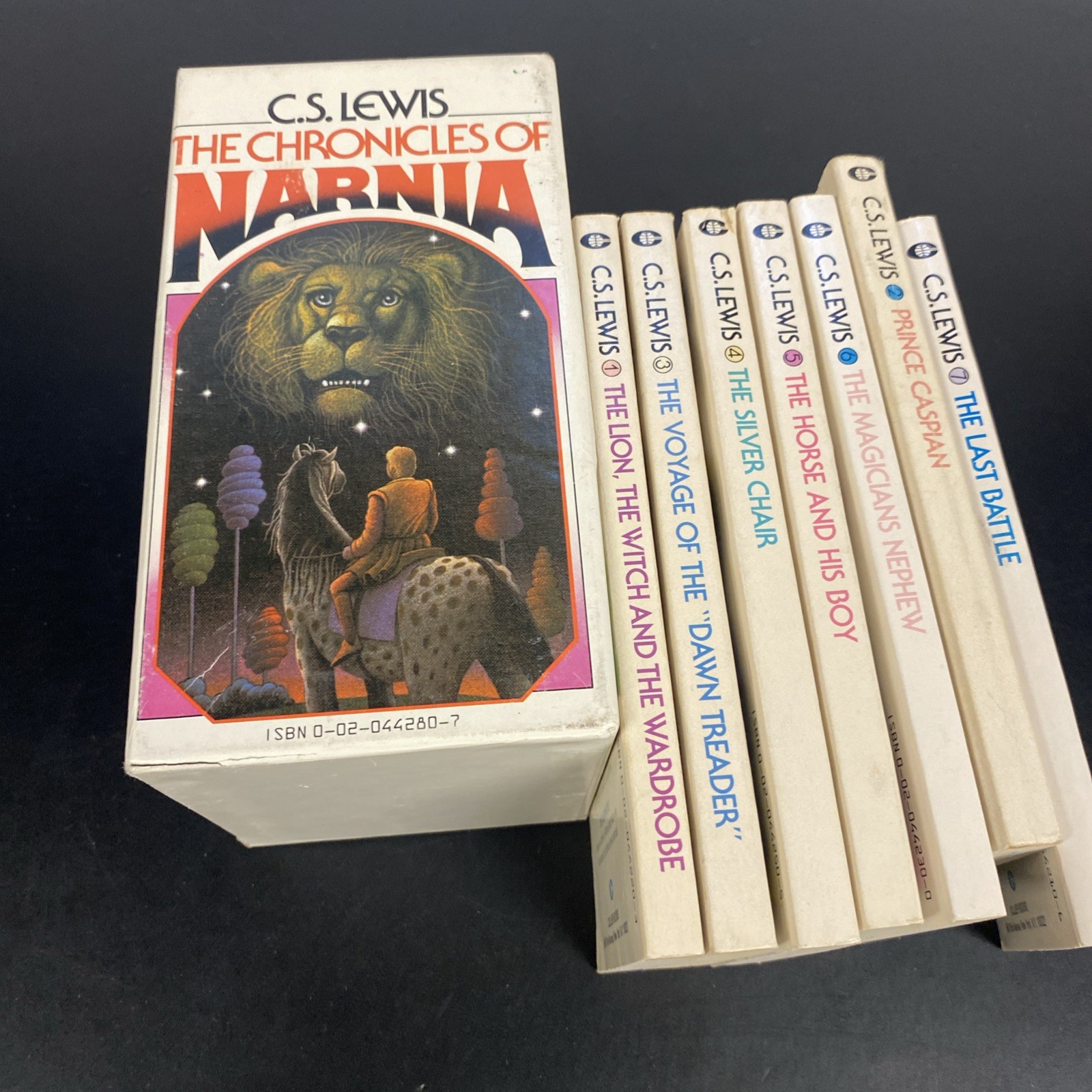Chronicles of Narnia Box Set Books C.S. Lewis Vintage 1970 Collier USA