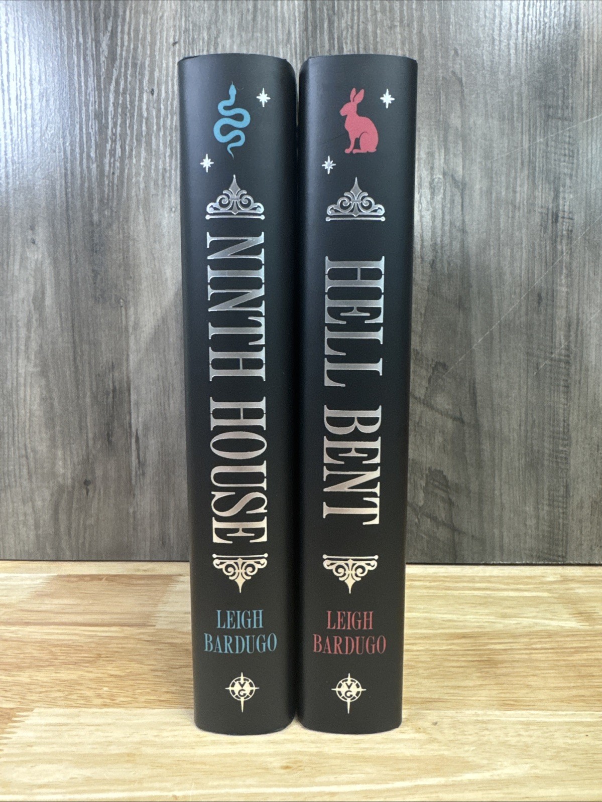 Illumicrate – Ninth House & Hell Bent – Leigh Bardugo – Exclusive Sprayed Edges