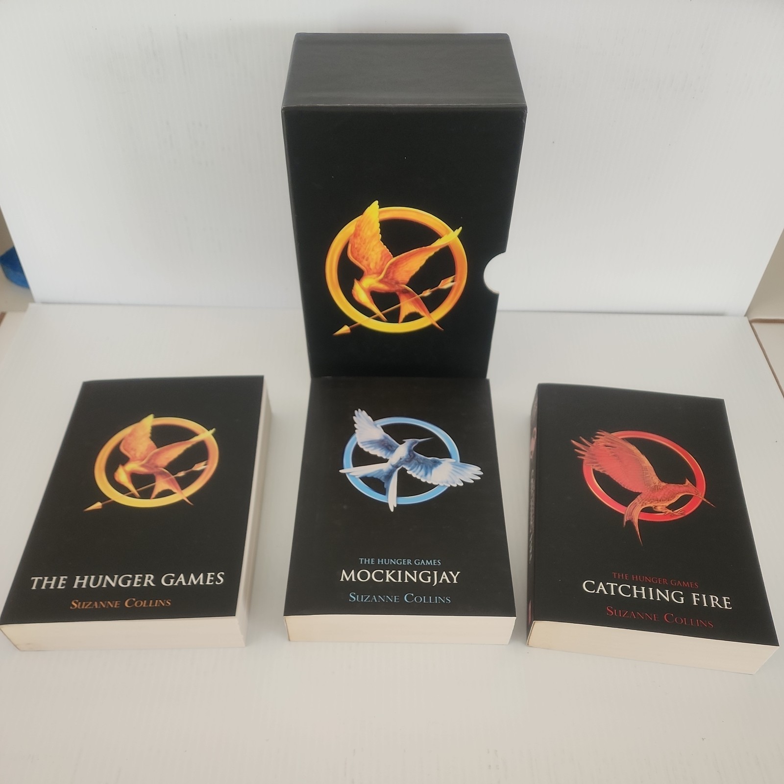Hunger Games 3 Book set Mockingjay Catch On h Fire 1-3 Paperback Novel