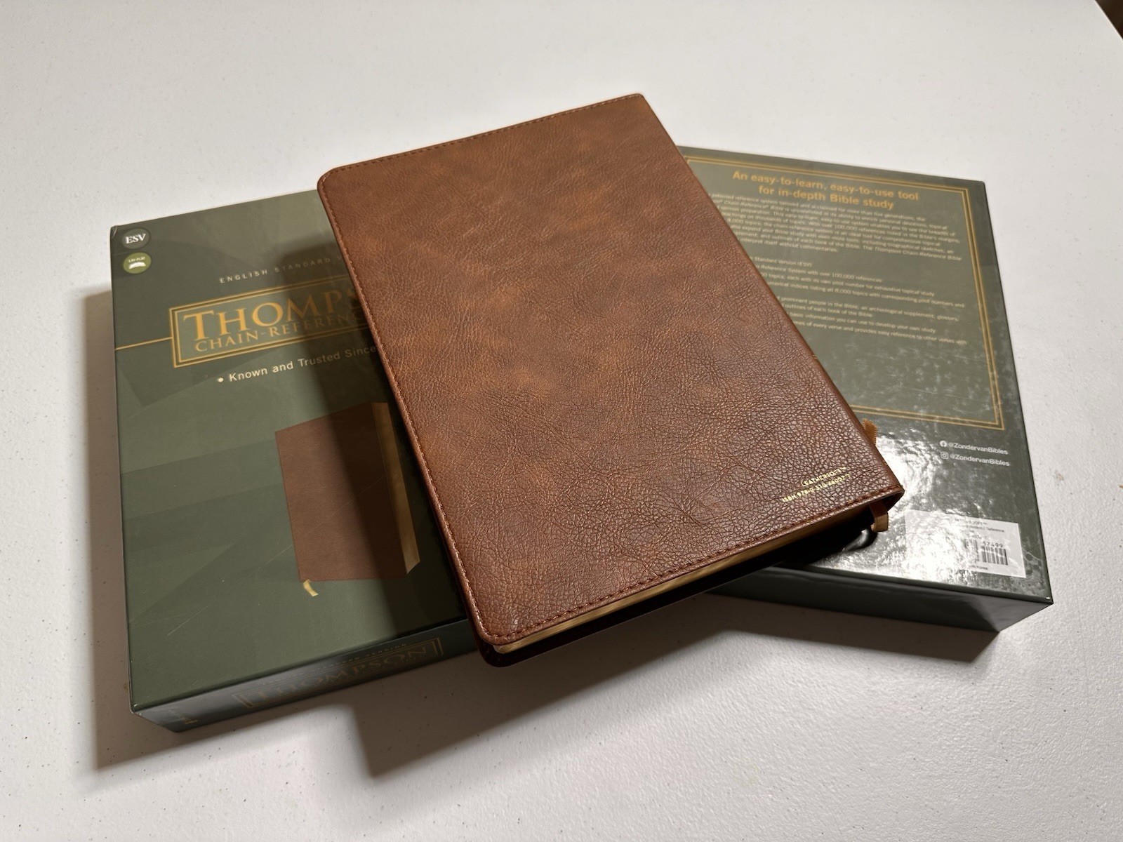 Thompson Chain Reference Bible: Leathersoft Brown ESV