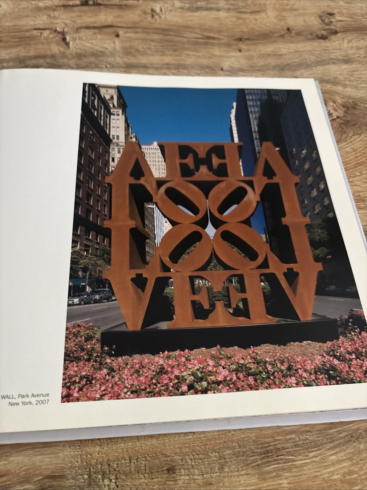 Robert Indiana: 3 Books – The Artist and His Work 1955 – 2005 ; Wood; Hard Edge