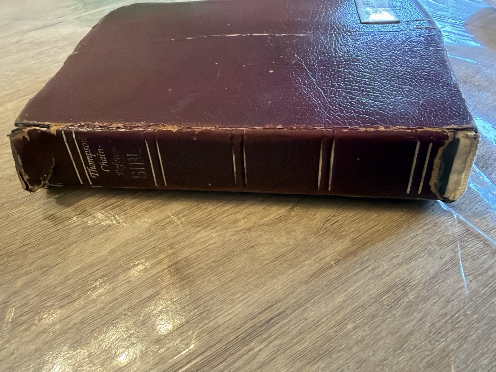 Thompson Chain Reference Bible NIV 1983 Leather Bound – Worn