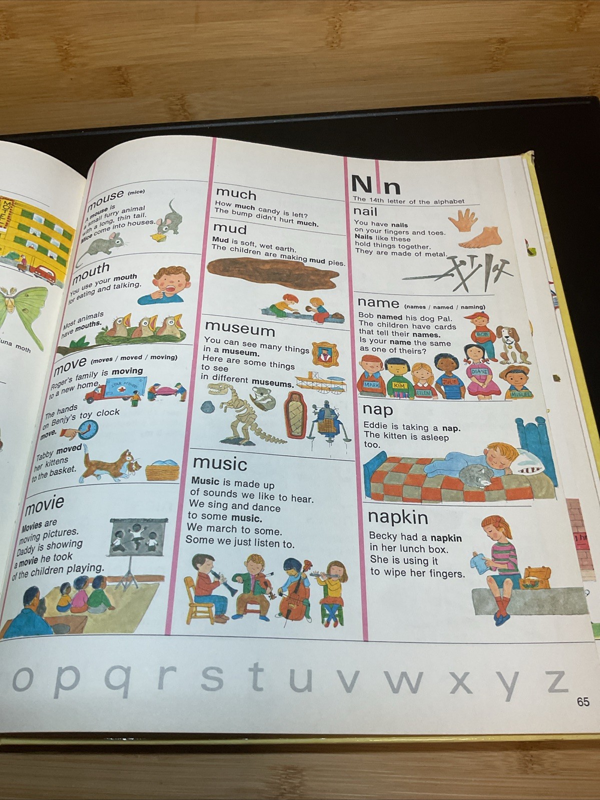 1972 The New Golden Dictionary Golden Book 10.5″x12″