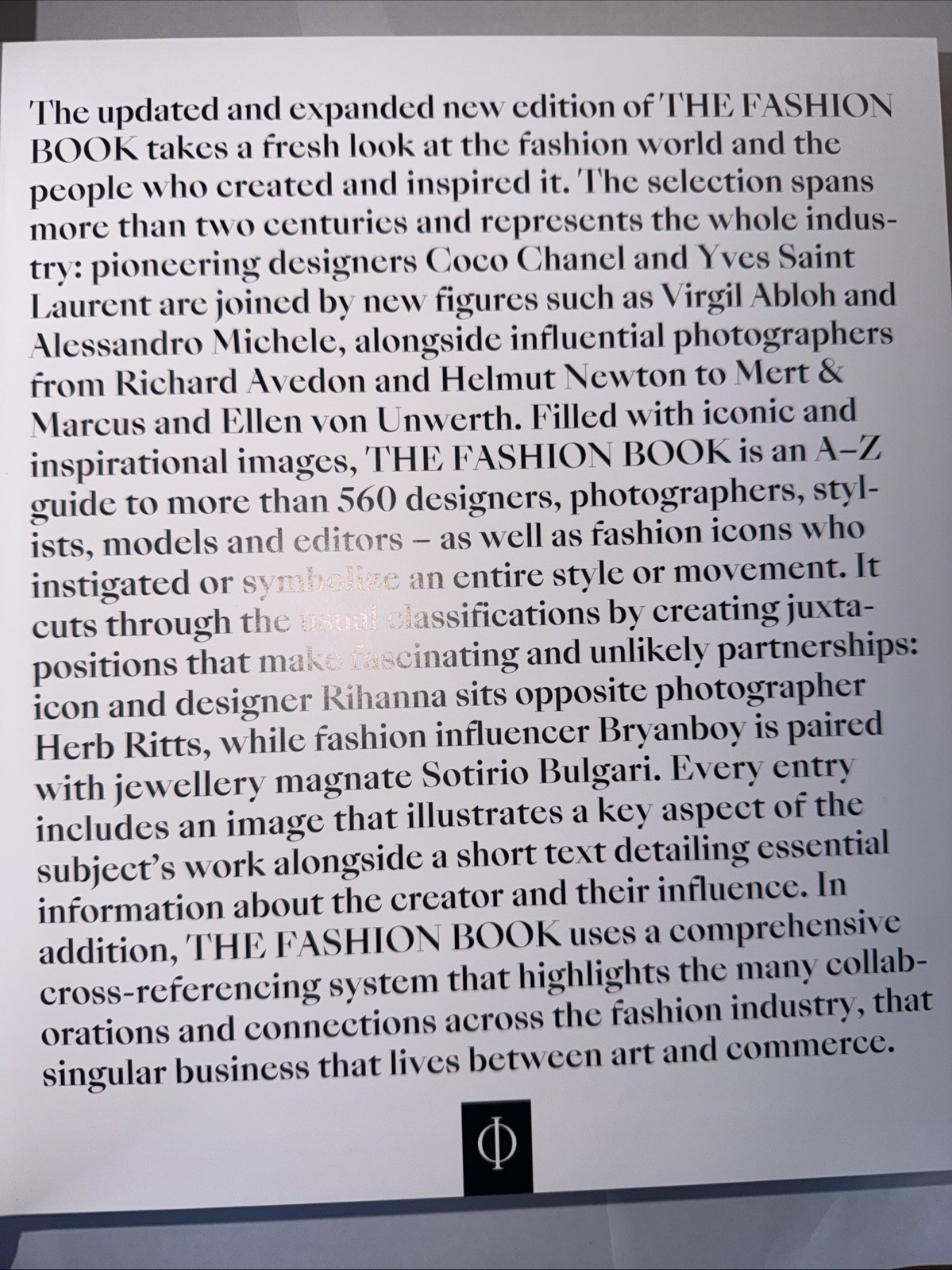 The Fashion Book 2022 – by Phaidon Phaidon Editors (Hardcover) mn5268