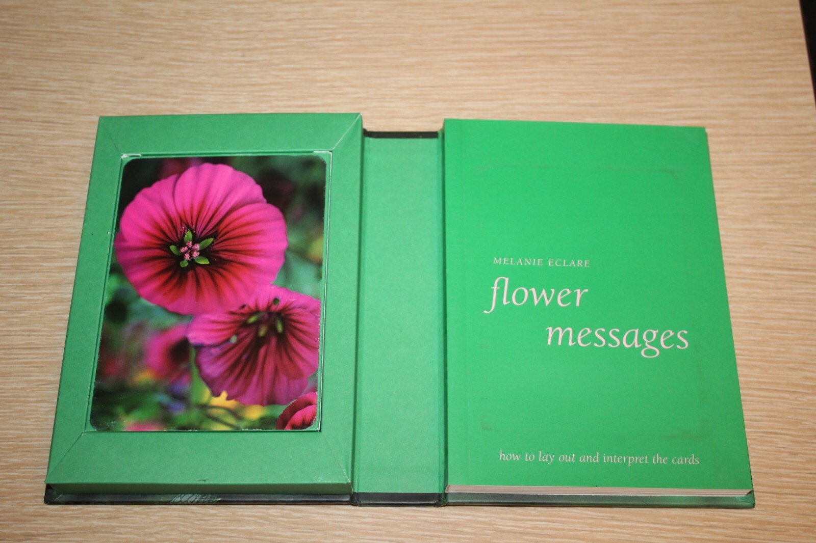 Flower Messages by Melanie Eclare (2005, Hardcover/Cards,Flash Cards) COMPLETE