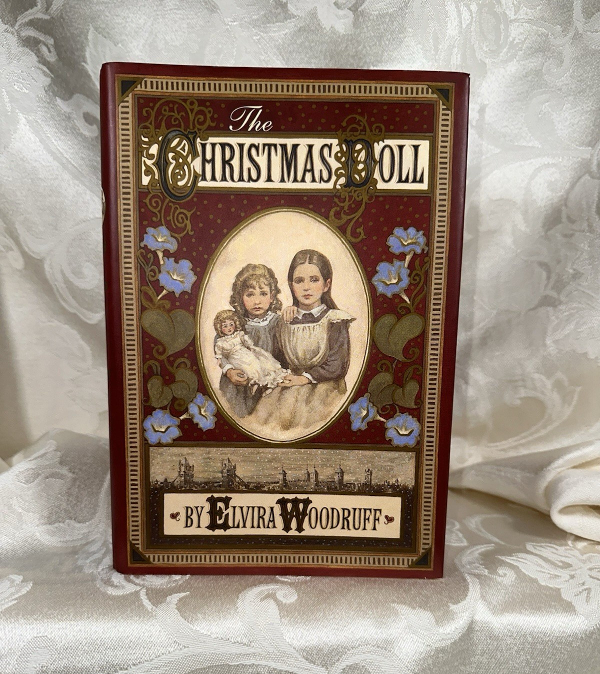 💙The Christmas Doll by Elvira Woodruff (2000, Hardcover) FIRST EDITION book