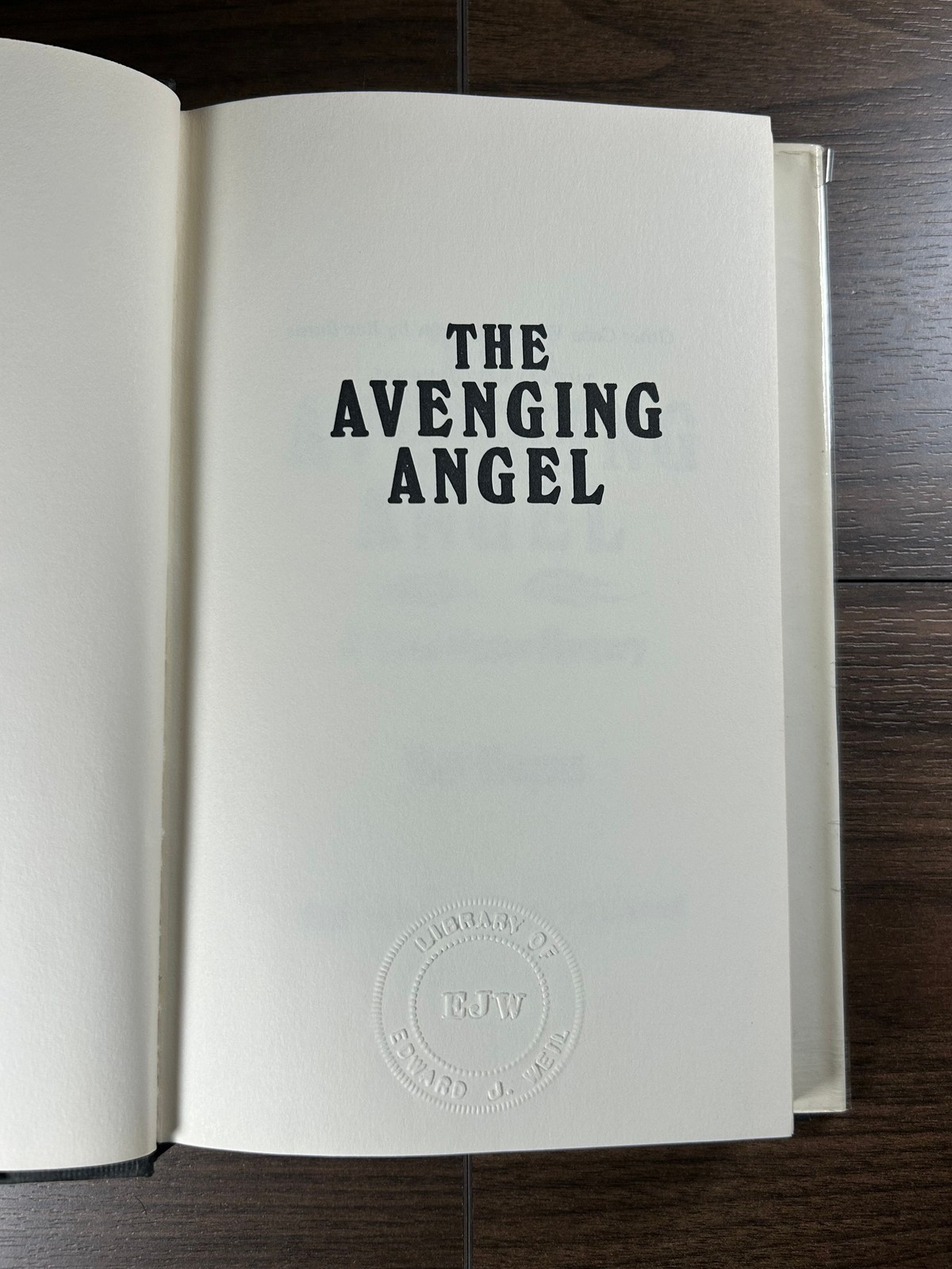 Burns THE AVENGING ANGEL 1st Edition 1983 Viking Press Gabe Wager Mystery DJ