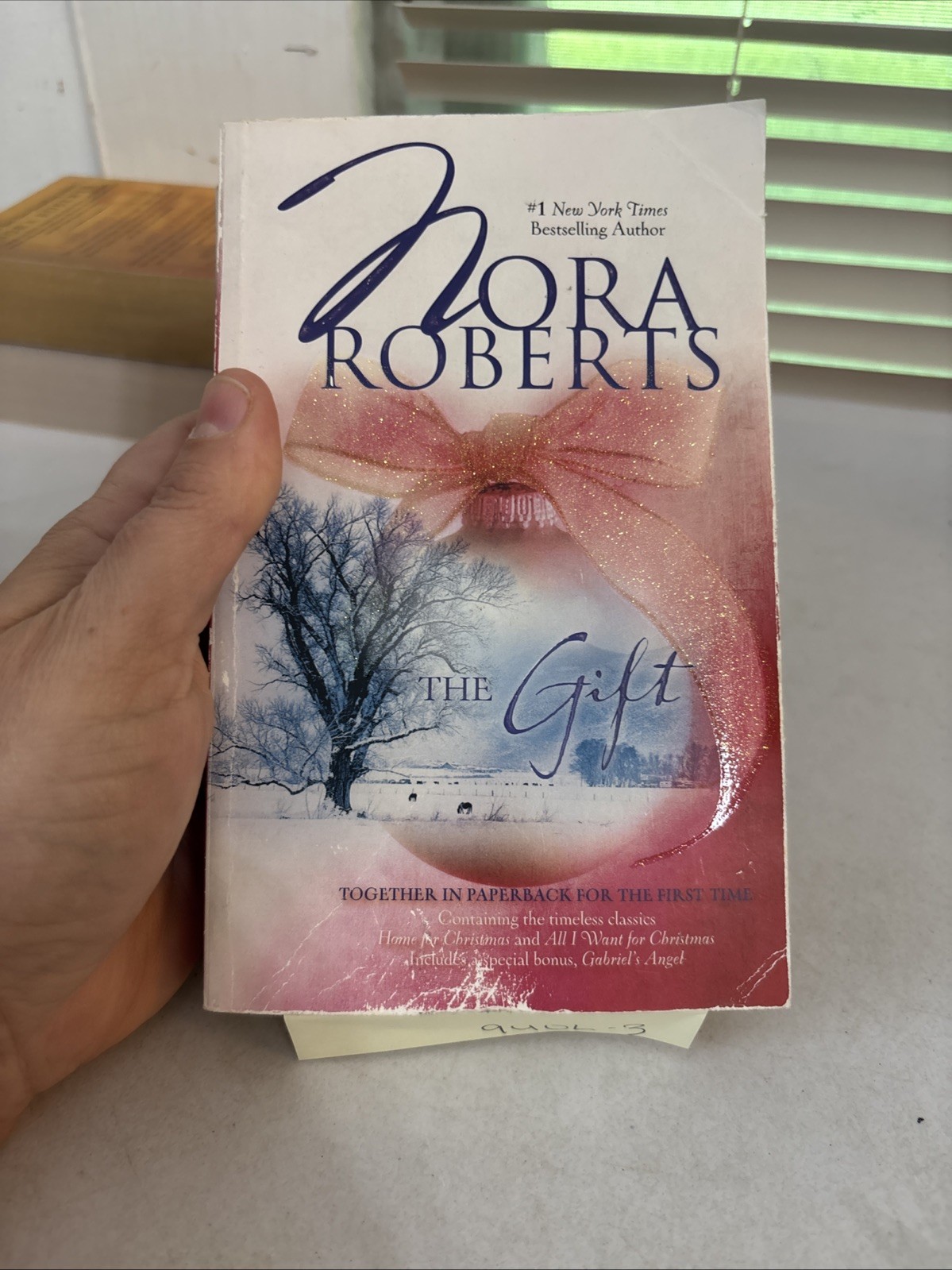 Lot of 10 – Nora Roberts – Stand Alone Novels – Paperbacks – Free Shipping