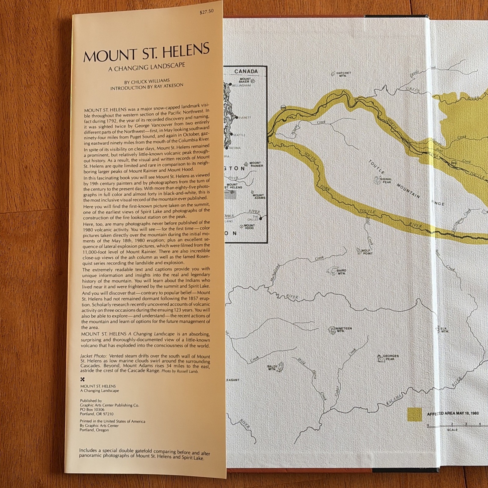 Mount St. Helens: A Changing Landscape by Chuck Williams And Ray Atkeson
