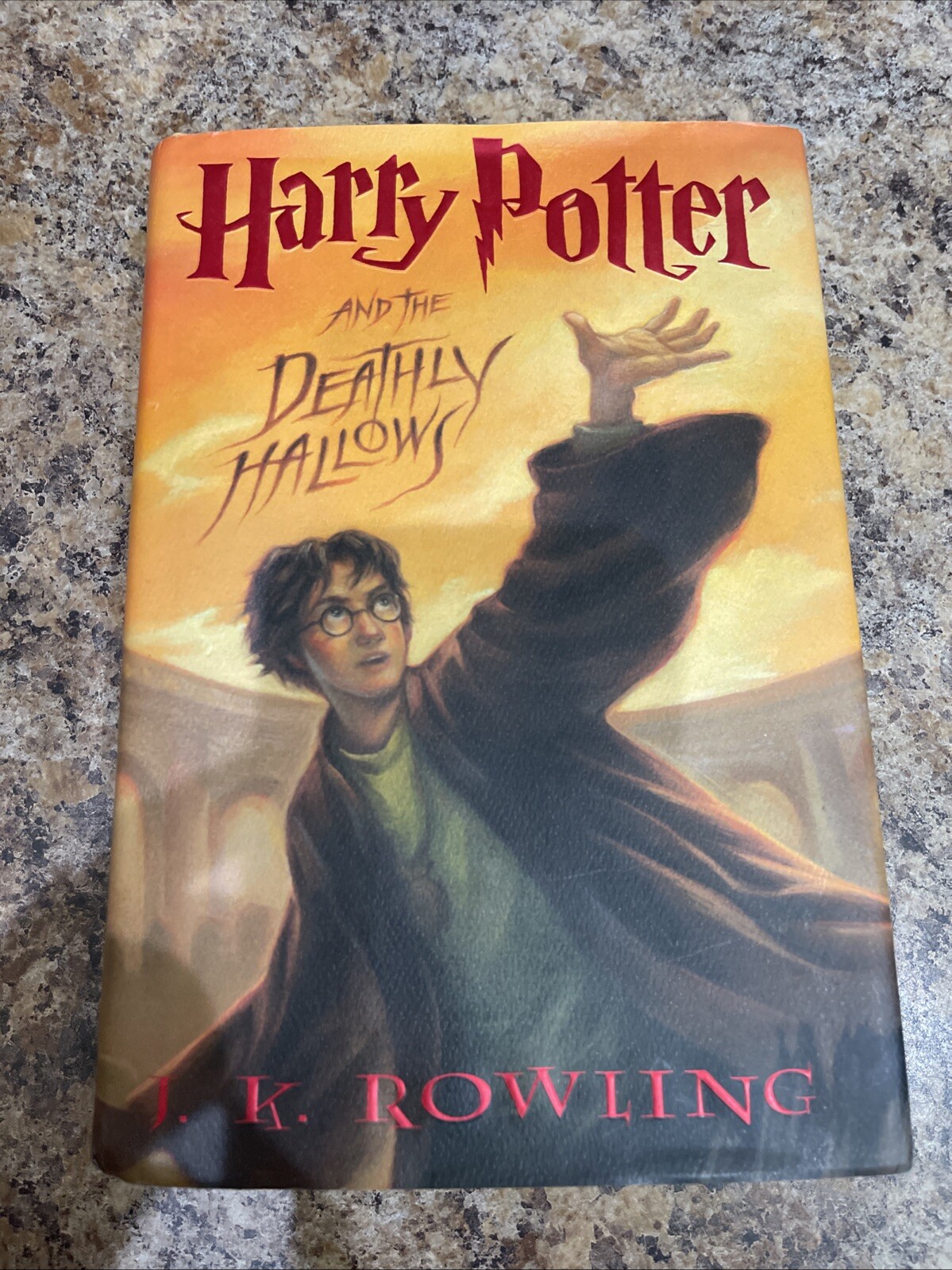 Harry Potter and the Deathly Hallows 2007 First Edition (error print 759 Pages)