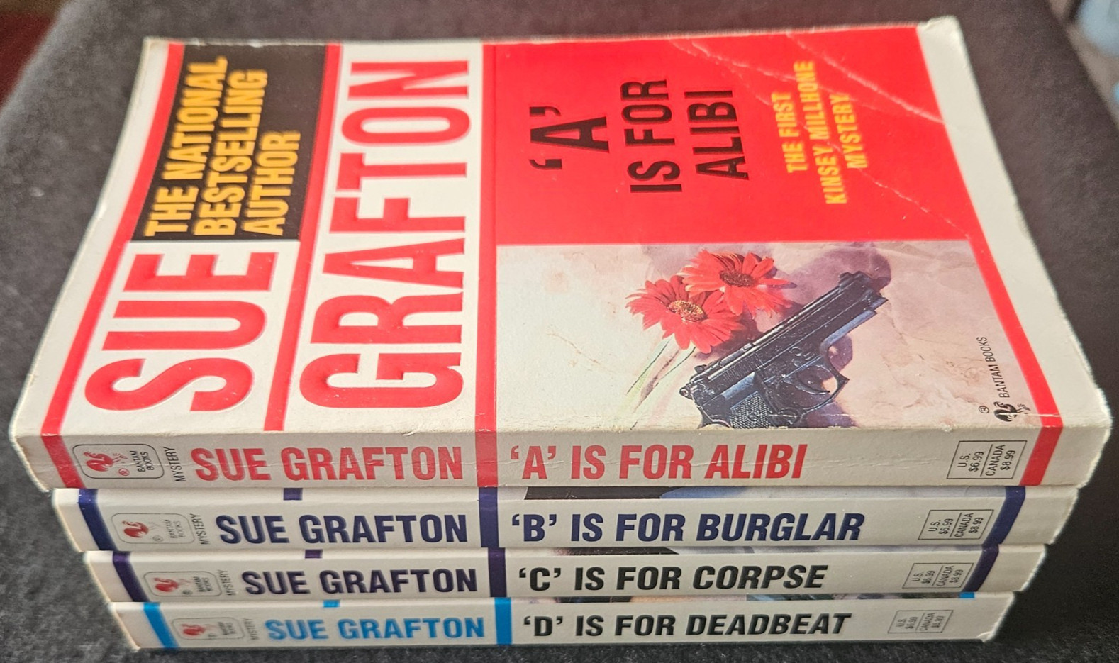4 Sue Grafton PB Books Alphabet Series A, B, C, & D. 1994 Cover Art.