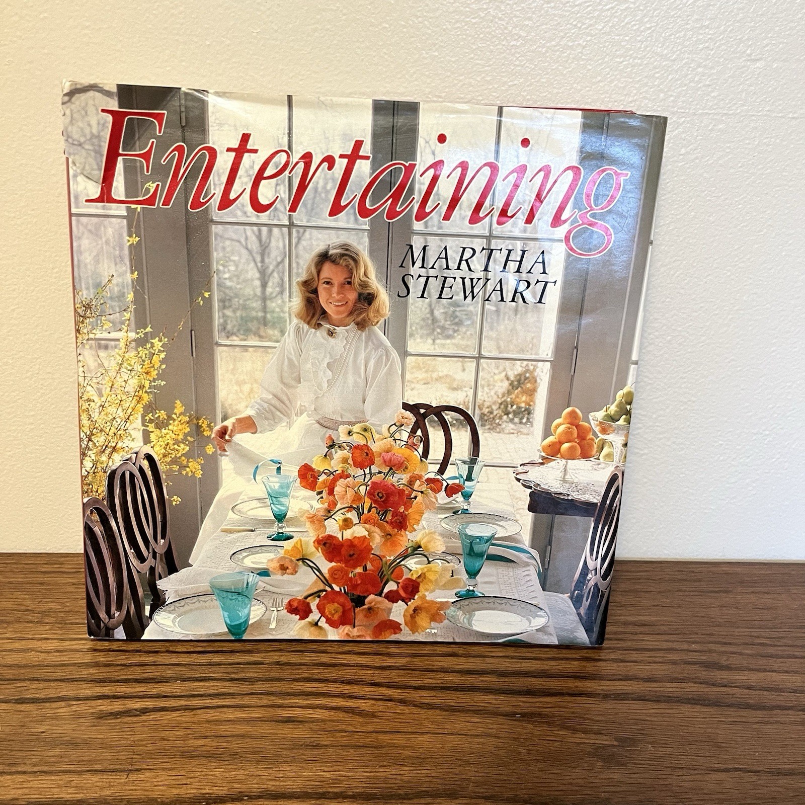 Vtg Martha Stewart Entertaining 1982 Hardcover Book w/Dust Jacket Decor Recipes