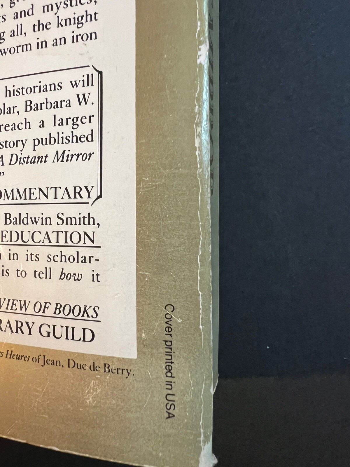 A Distant Mirror : The Calamitous 14th Century by Barbara W. Tuchman, PB