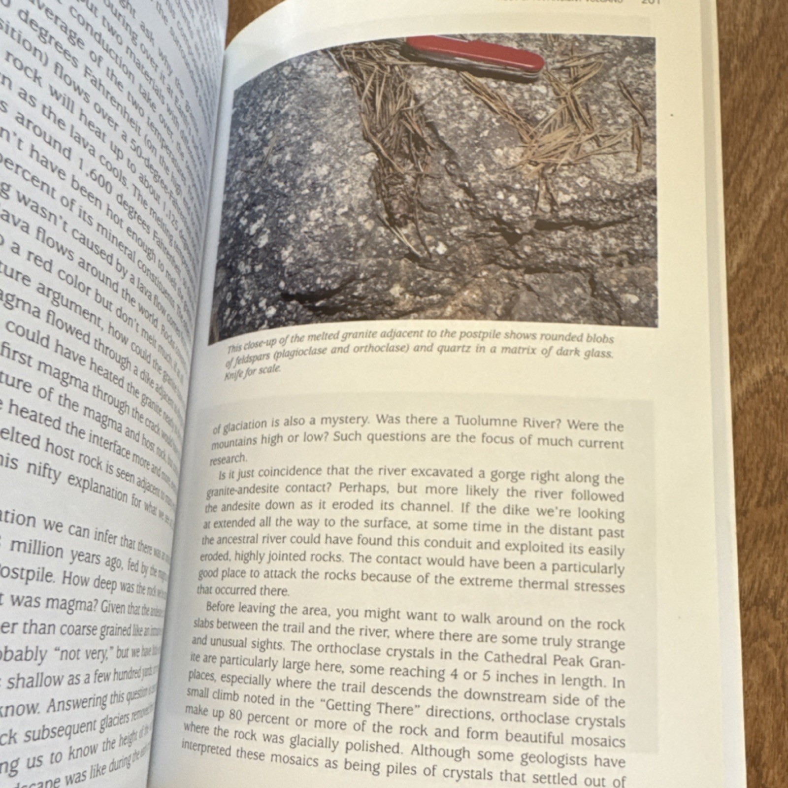 Mountain Press Geology Underfoot Yosemite Glazner Stock Paperback 2010 Science