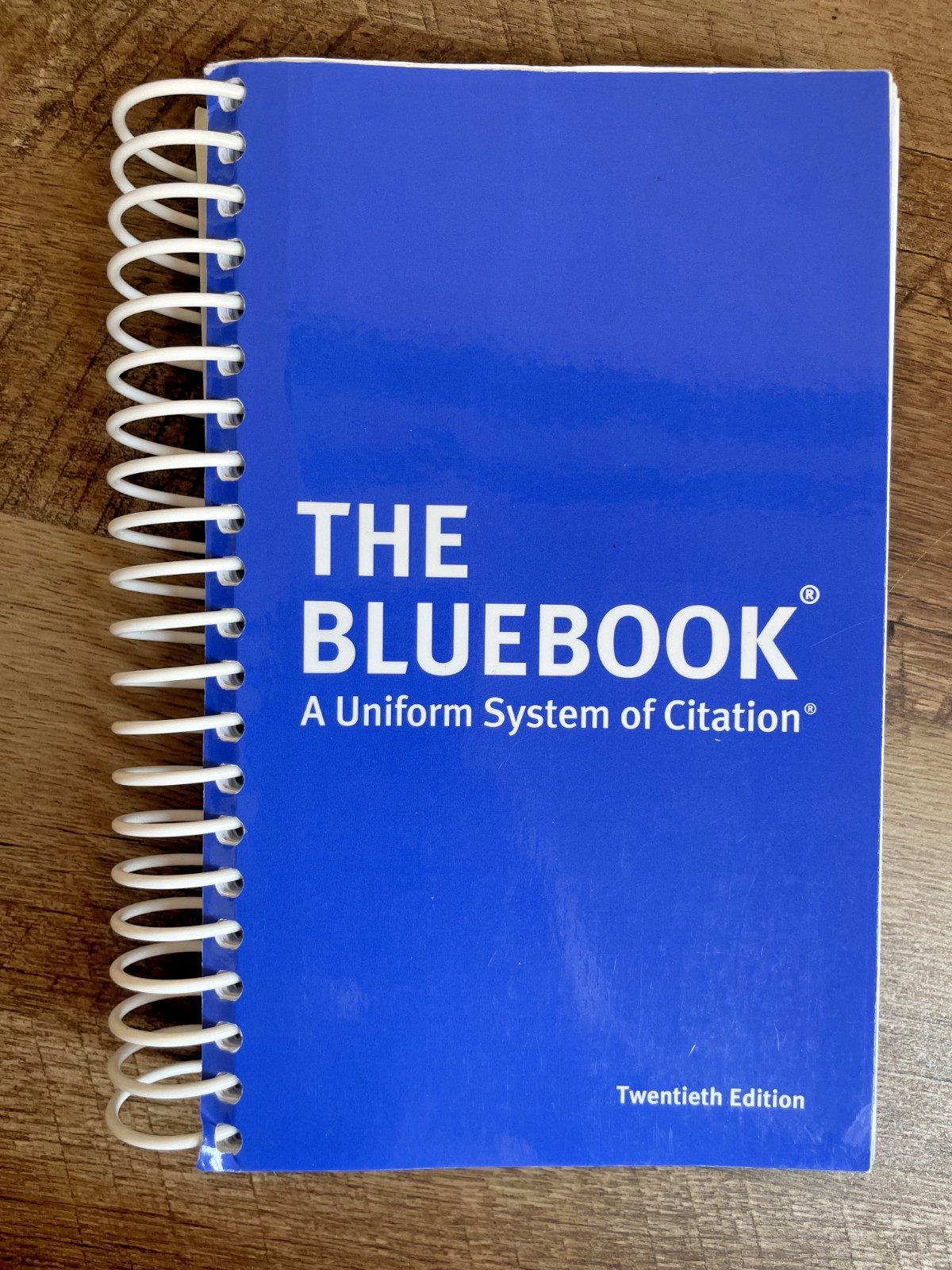 The Bluebook: A Uniform System of Citation 20th Ed. Legal Writing Manual PBk