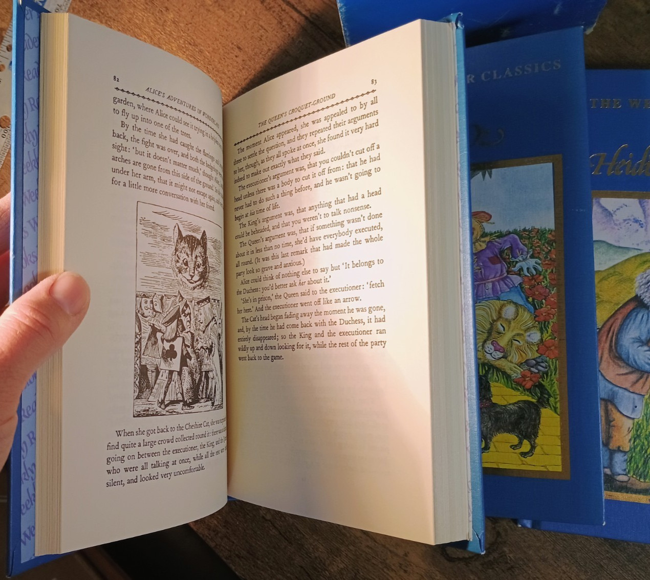 *1983* 🎣The Weekly Reader Classics 10 Book Box Set Hardcover🦄